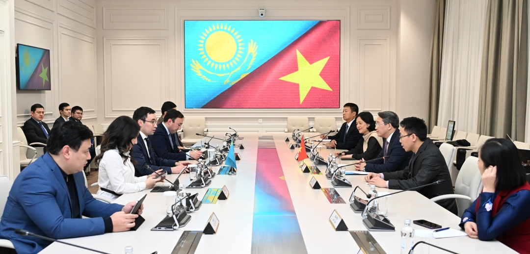 Khanh Hoa mission pays working visit to Almaty City, Kazakhstan