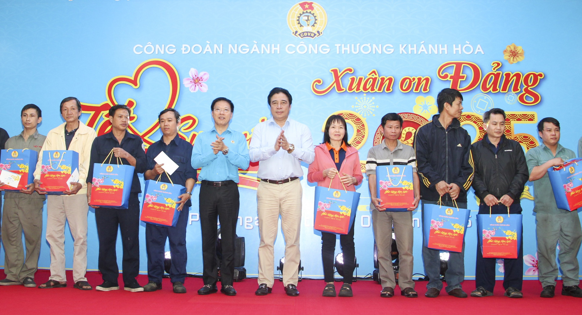 Warm and fulfilled New Year for Trade Union members and workers
