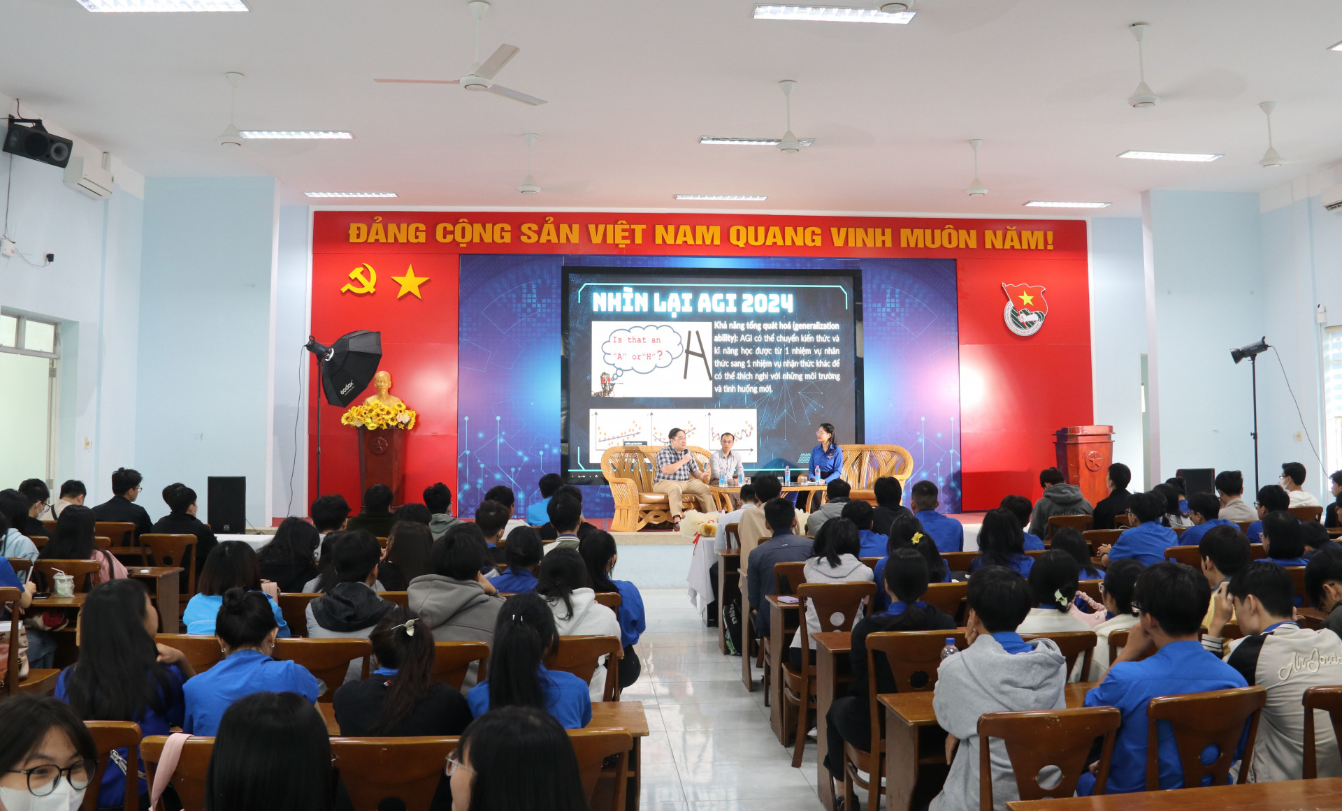 Talkshow on artificial intelligence 