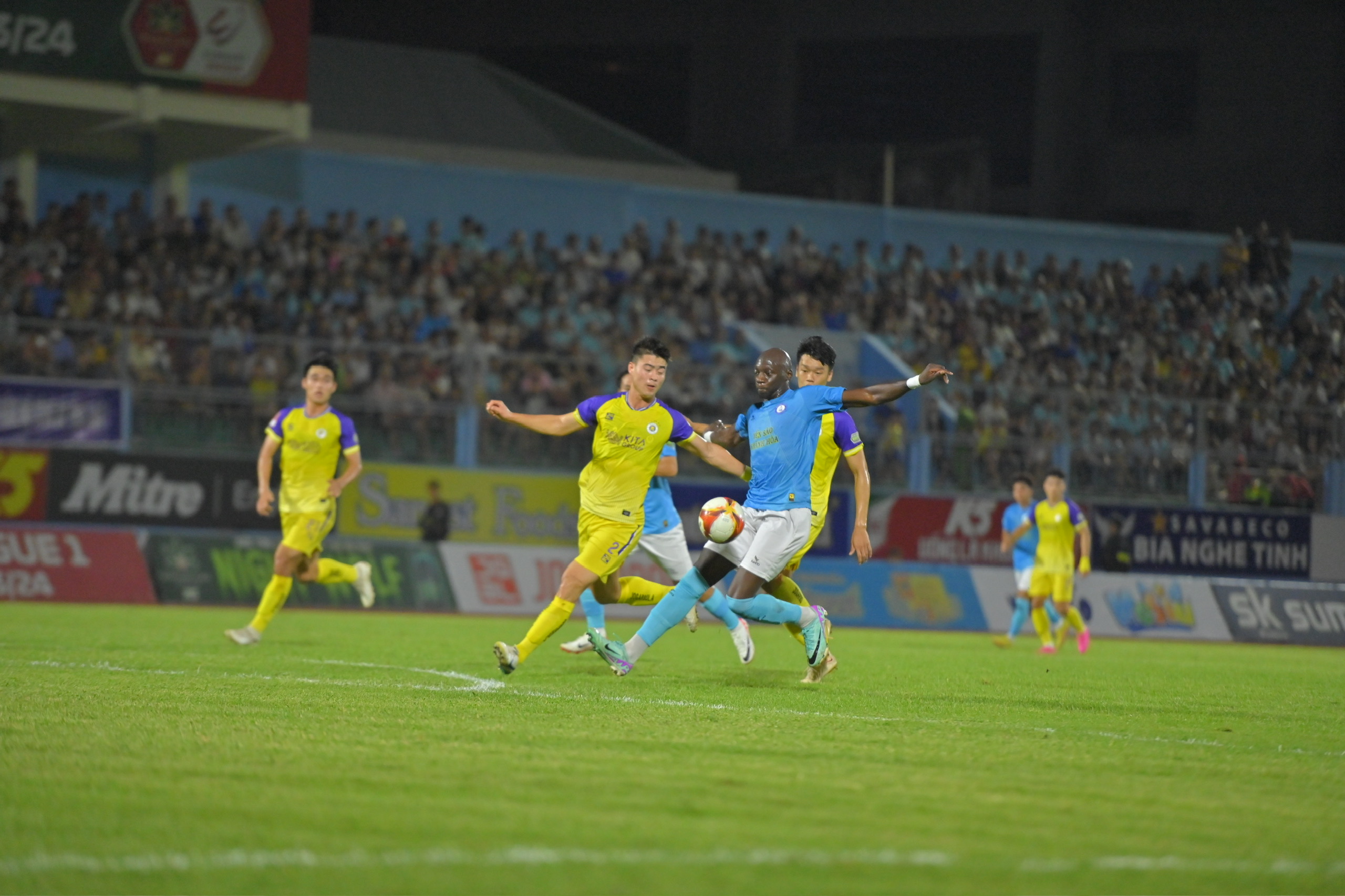 V.League 1 round 12: Khanh Hoa FC 0-1 Hanoi
