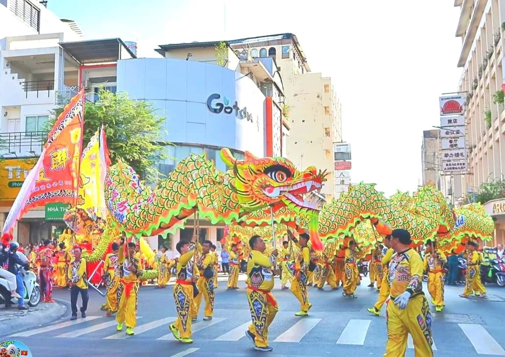 Vietnam’s biggest dragon puppet to perform in Nha Trang City’s 2024 unicorn-lion-dragon dance festival