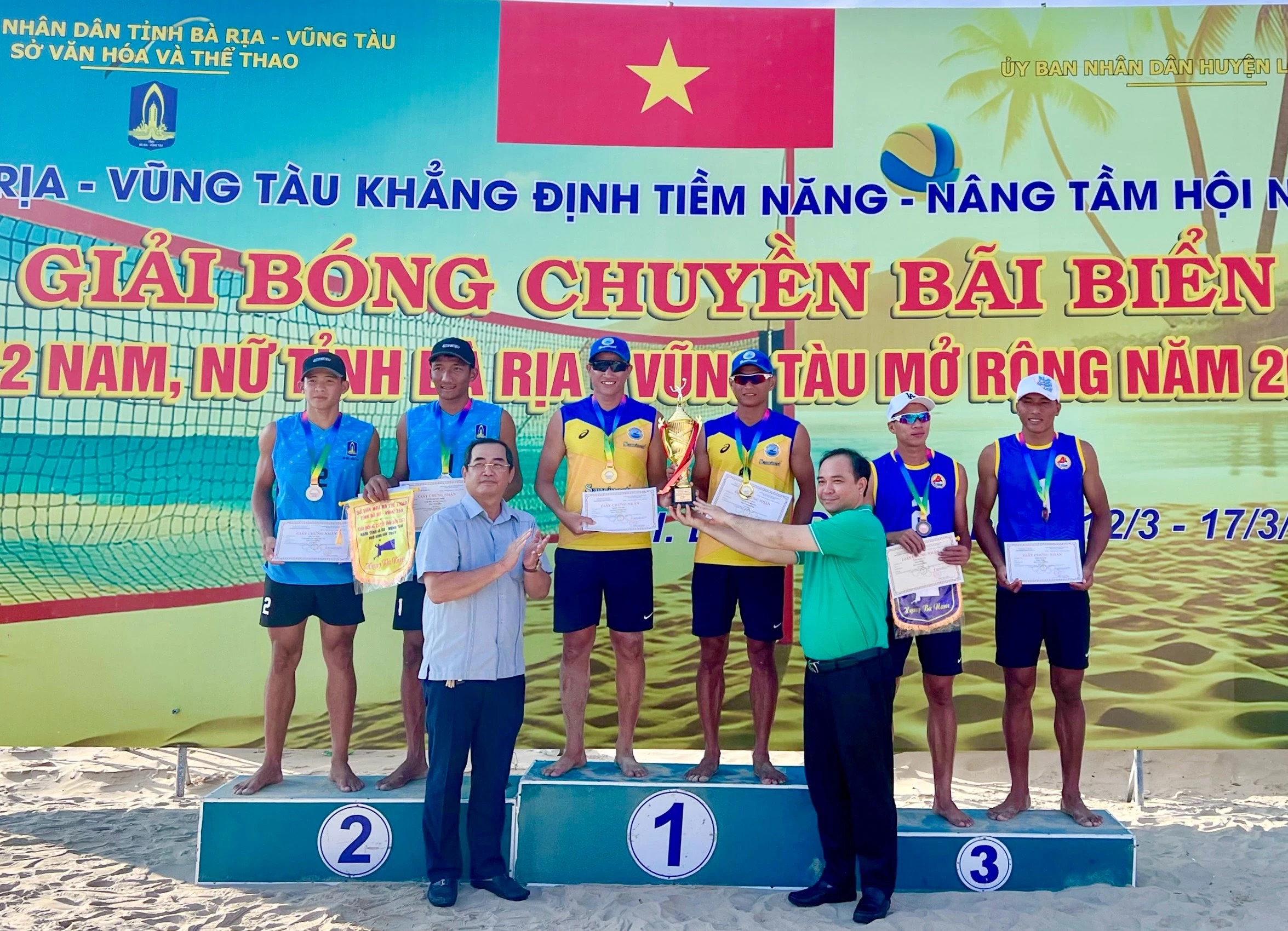 Sanvinest Khanh Hoa win 1 gold, 1 silver in Ba Ria-Vung Tau Province’s beach volleyball 2x2 open tournaments