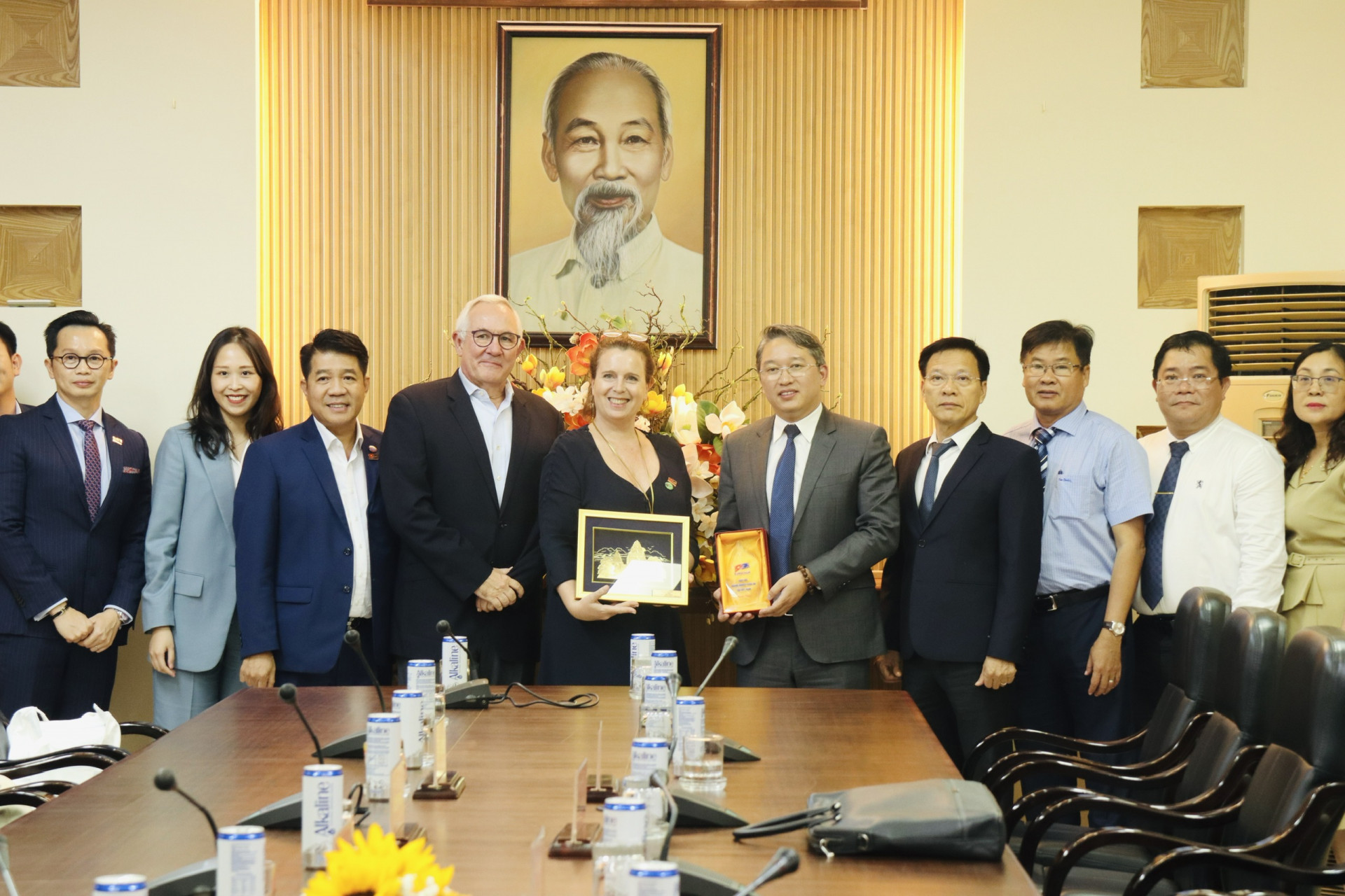 European Chamber of Commerce in Vietnam visits Khanh Hoa