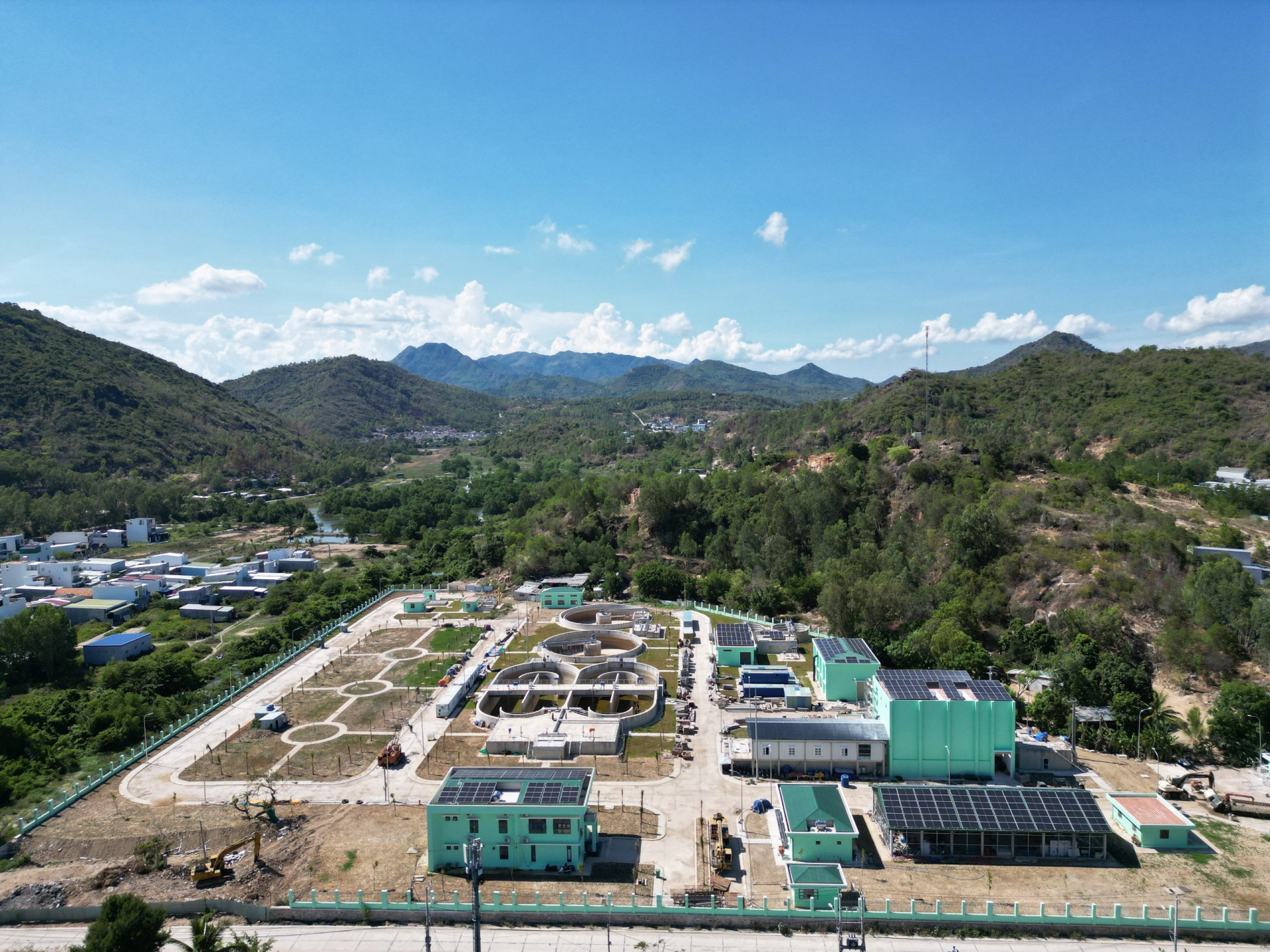 Efforts to complete Coastal Cities Sustainable Environment Project, Nha Trang City sub-project