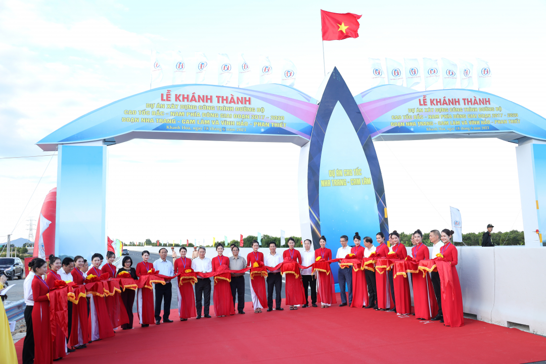 Inauguration ceremony for Nha Trang – Cam Lam Motorway
