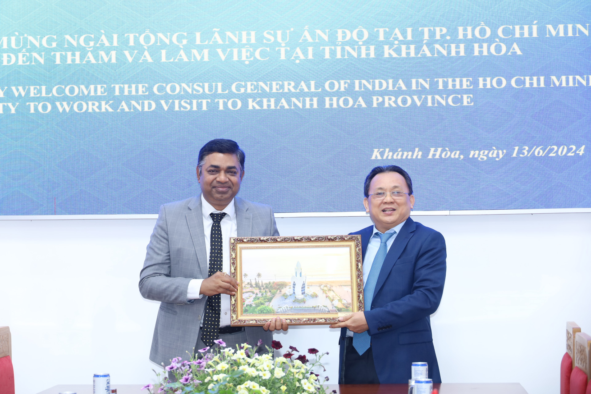 Indian Consul General visits Khanh Hoa
