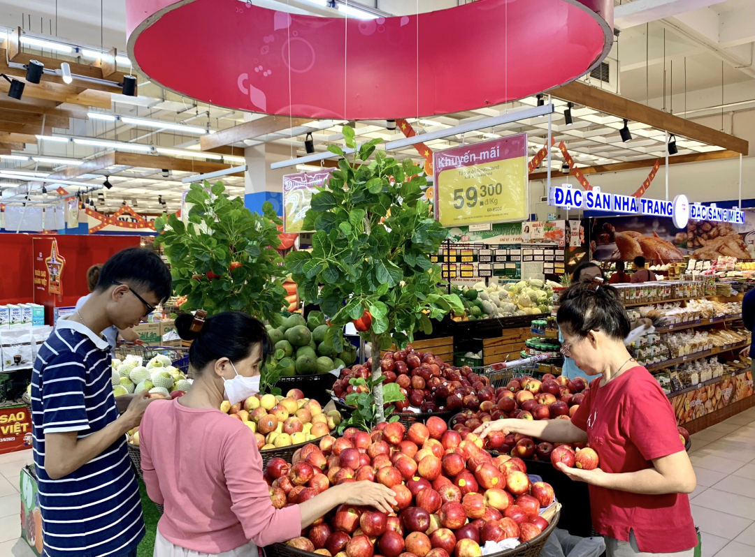 Supermarkets offer attractive promotions for National Day holiday