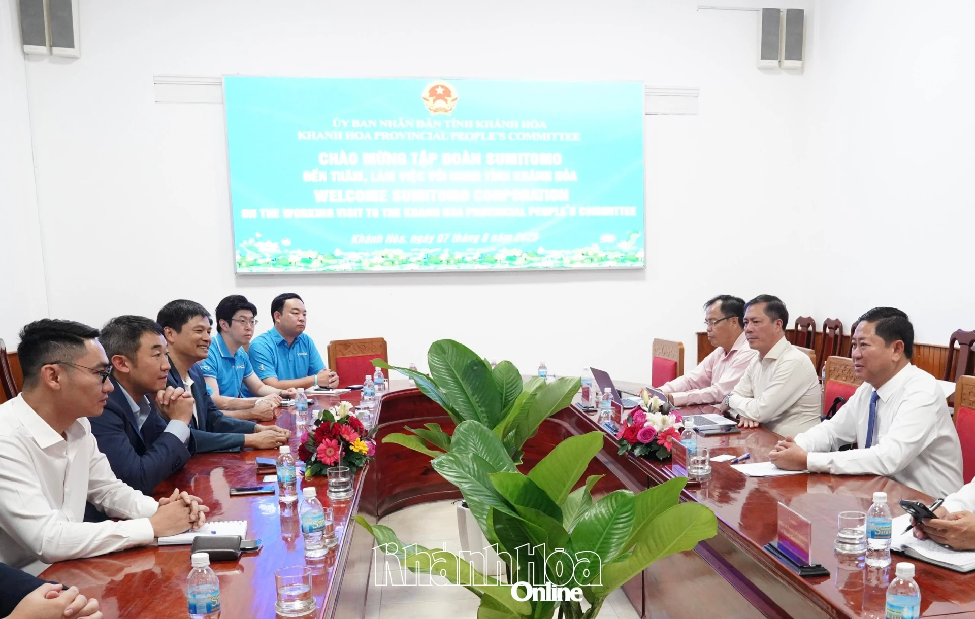 Provincial leader works with Sumitomo Group