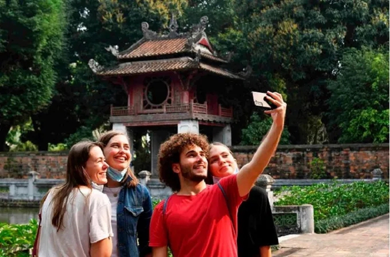 Vietnam grants visa exemption for citizens of 12 countries from Aug.15