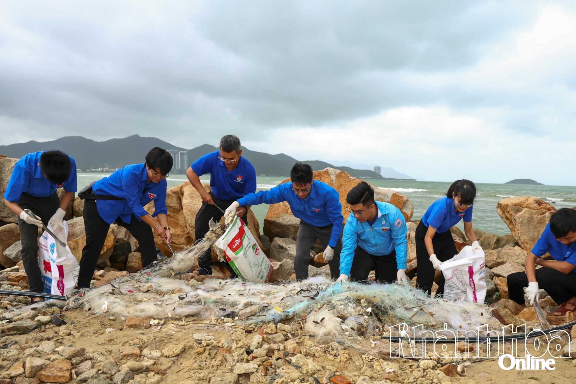 National environmental protection campaign launched