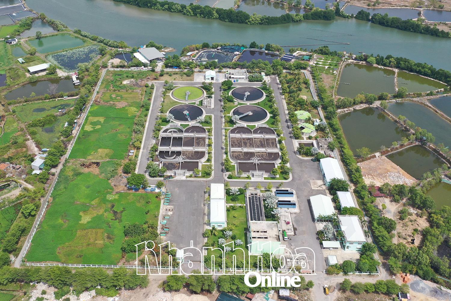 Synchronizing environmental treatment infrastructure