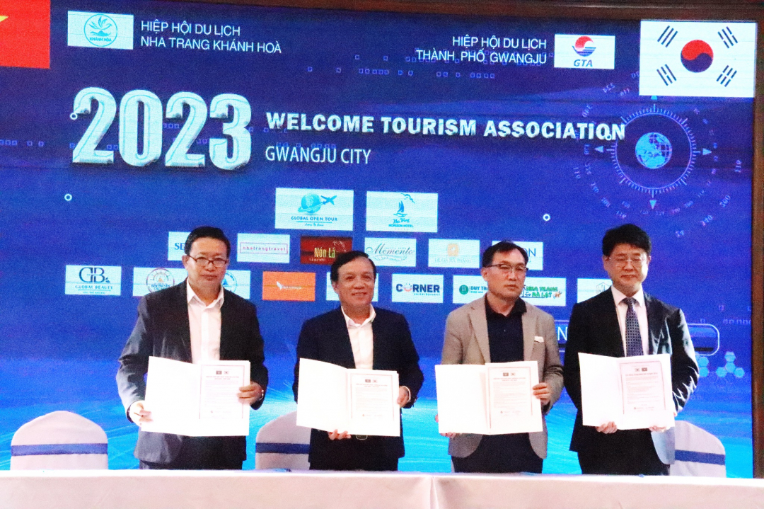 Gwangju and Khanh Hoa Tourism Associations sign cooperation agreement