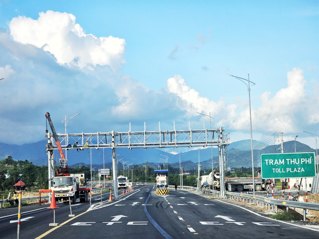 ​​​​​​​Nha Trang - Cam Lam Motorway: Toll collection applied from Dec.31