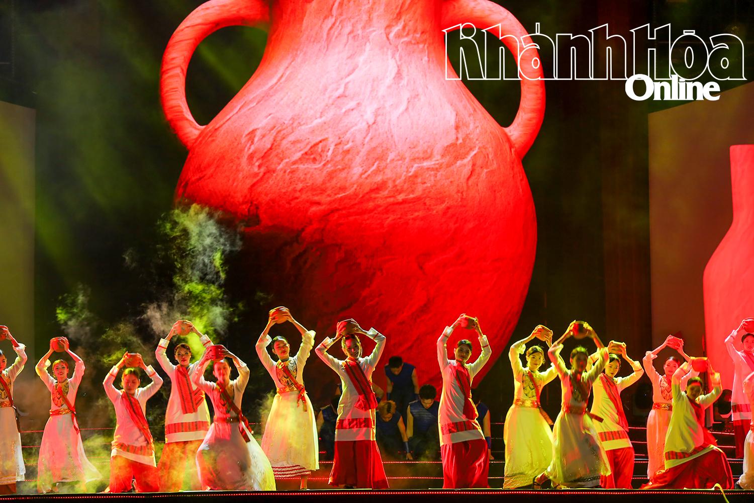 Colorful La Tien Show 