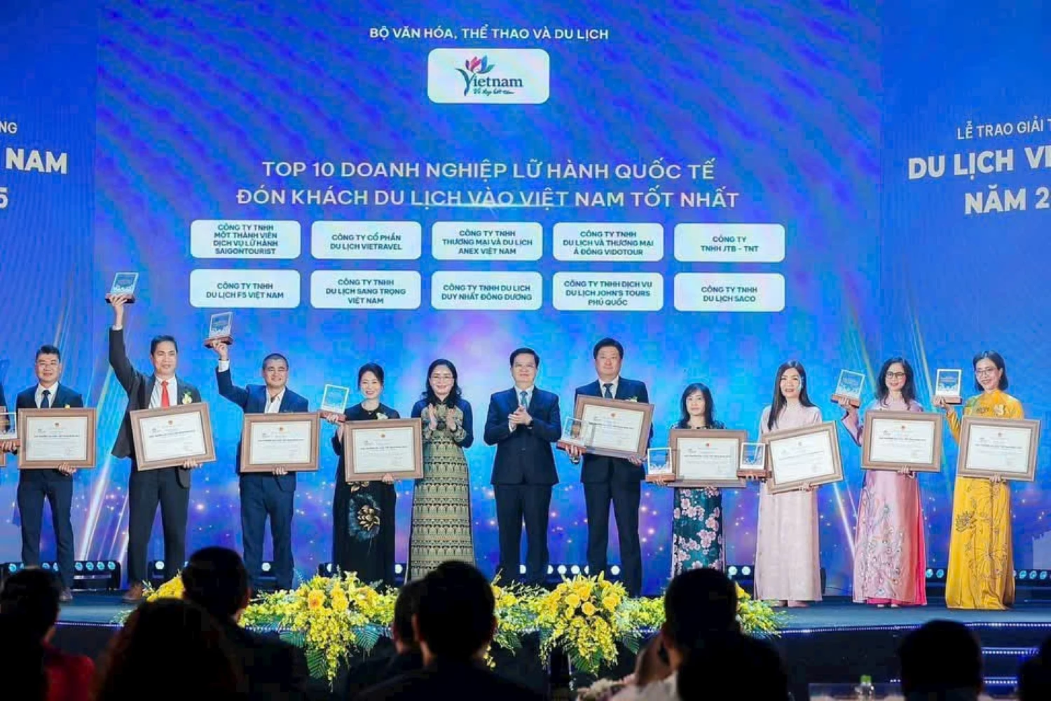 Khanh Hoa shines at Vietnam Tourism Awards 2025