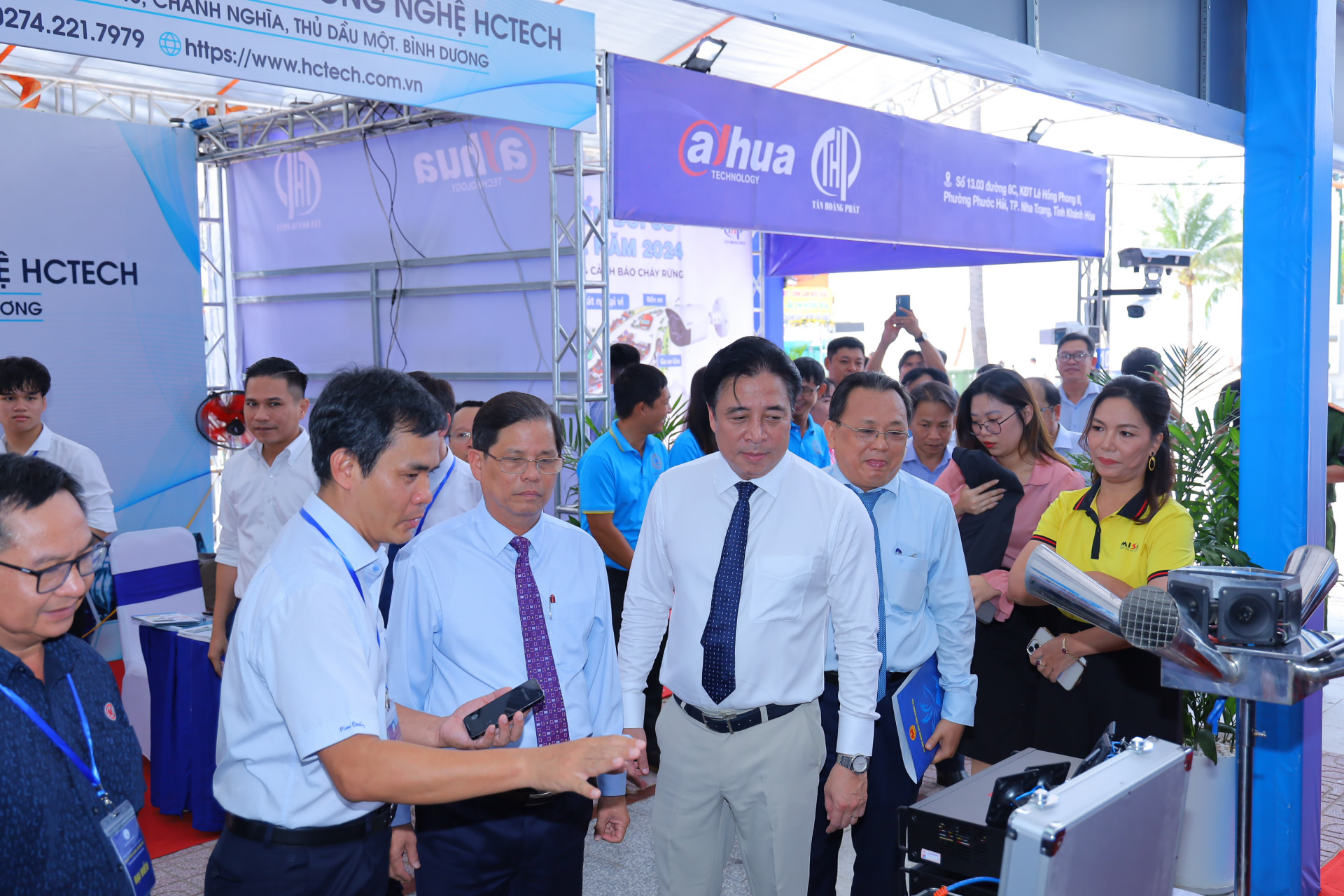 Immersive digital technology experience