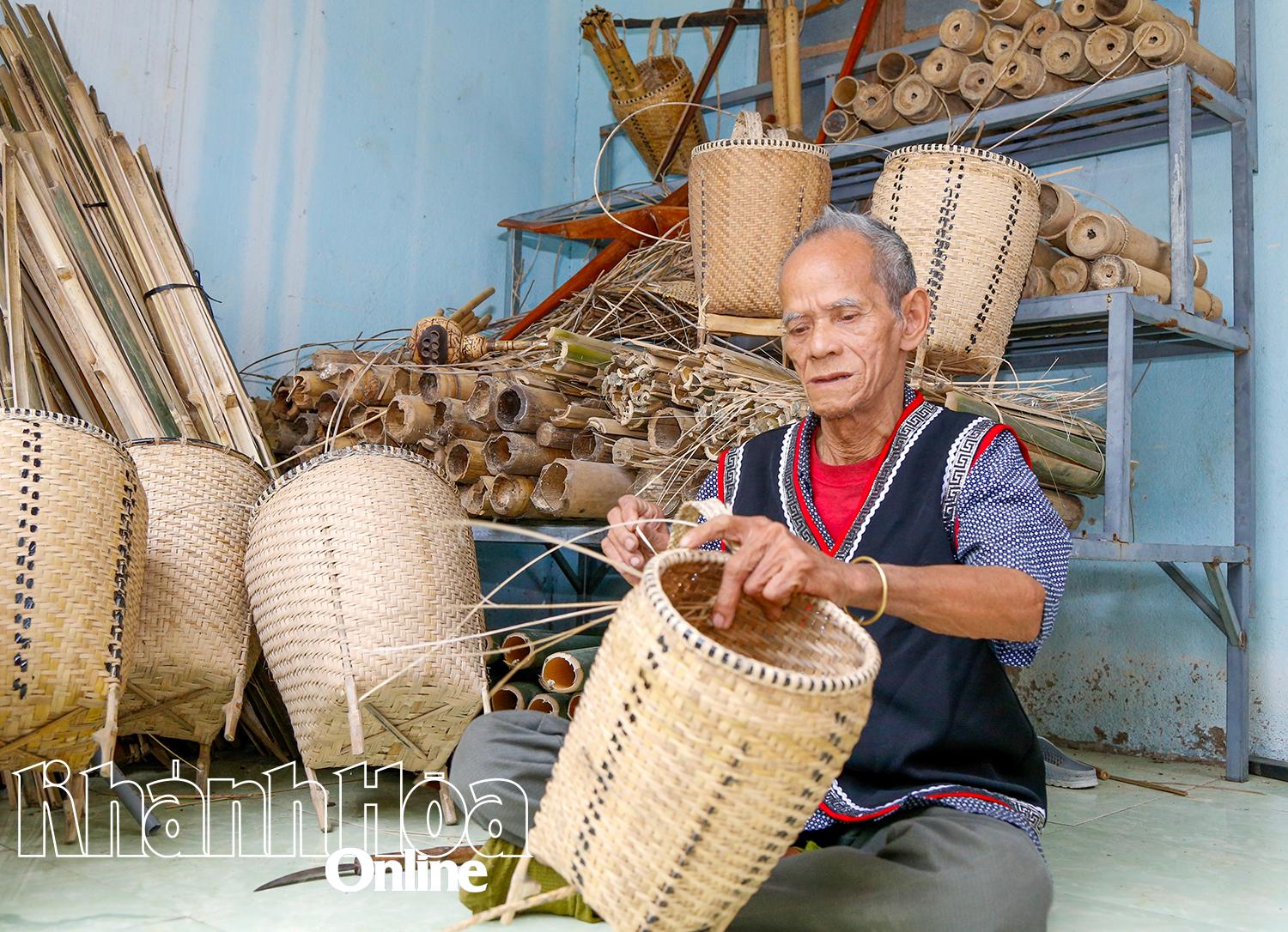 Preserving source of tradition of Raglai people