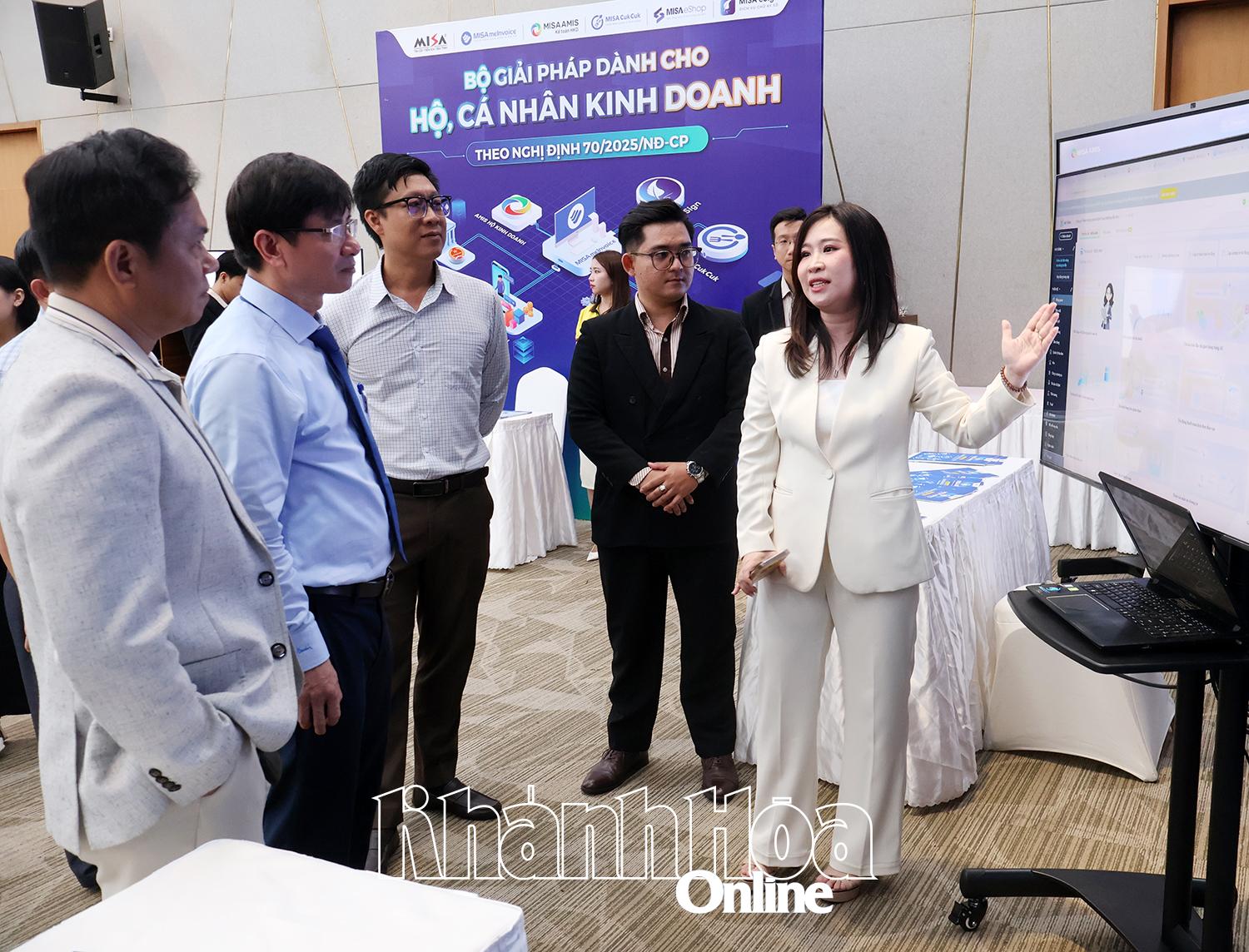 Khanh Hoa targets Top 20 in 2025 Digital Transformation Rankings