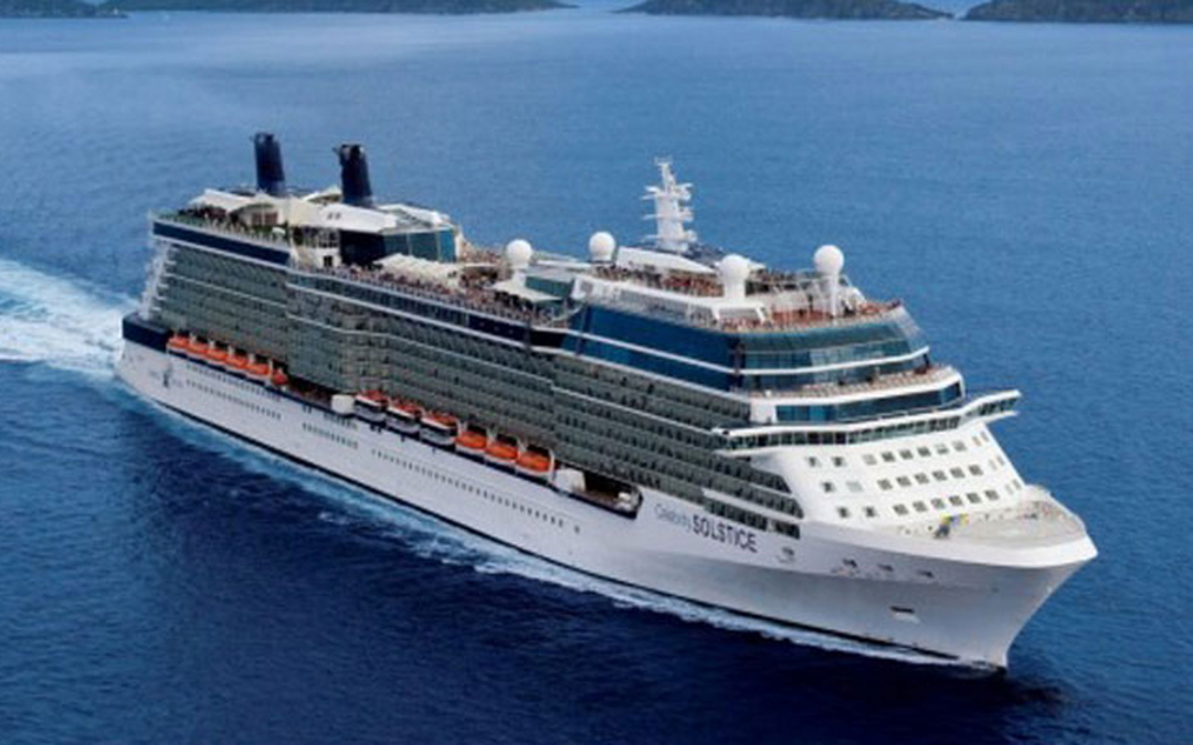 Celebrity Solstice brings 2,300 holiday-makers to Nha Trang