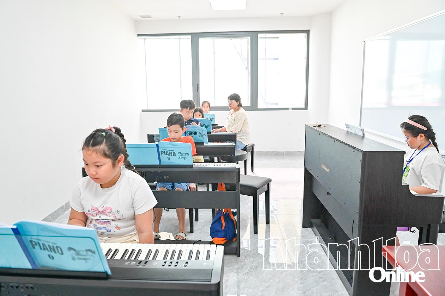 Khanh Hoa Children's Cultural Palace: Diverse activities