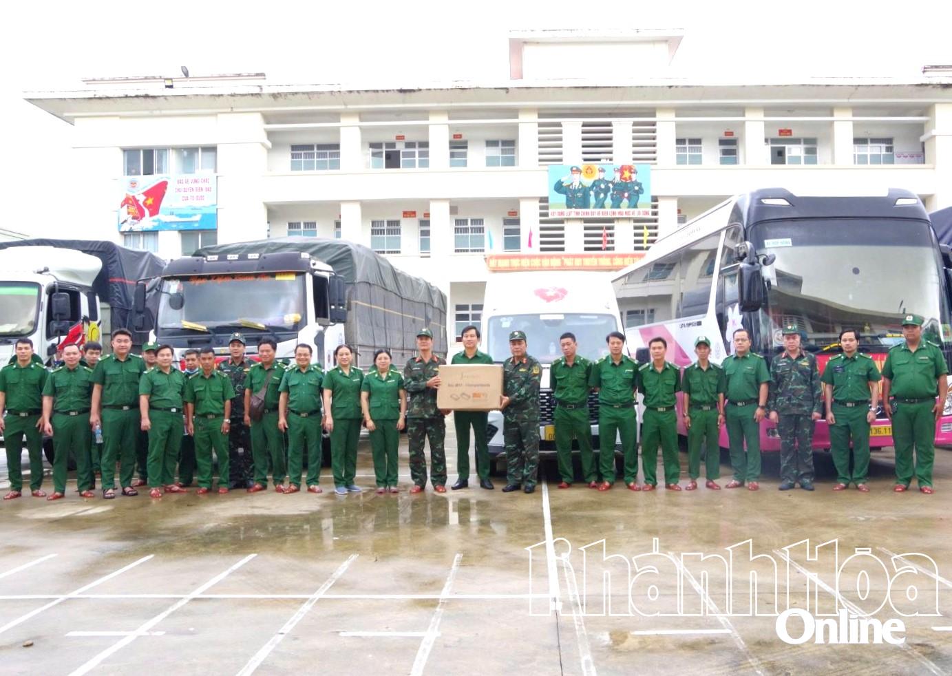 More than 100 tonnes of relief goods for flood victims arrive in Khanh Hoa