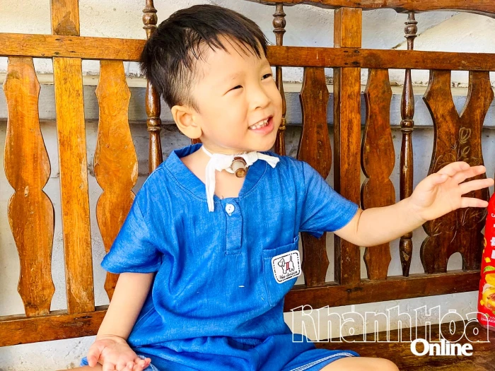 Over-2-year-old child suffer serious illness