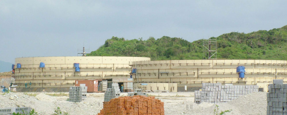 Construction of containers at Van Phong Depot.&nbsp;