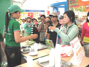 Confirms position of Vietnamese products