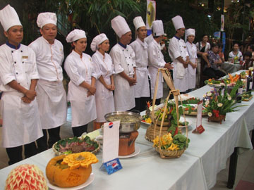 Nha Trang Cuisine Cooking Contest: playground for young cooks