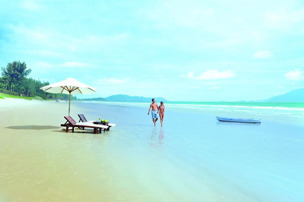 Wonderful beach at White Sand Doc Let Resort &amp; Spa Nha Trang. &nbsp;