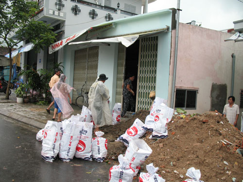 Five dead, two injured, two missing in floods