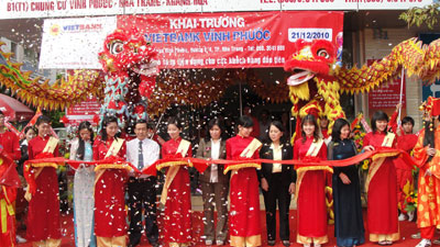 Opening ceremony of VietBank Vinh Phuoc