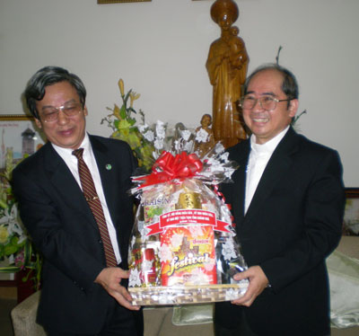 Vice-chairman visits Catholic and Protestant dignitaries