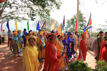 Am Chua Festival 2011 starts