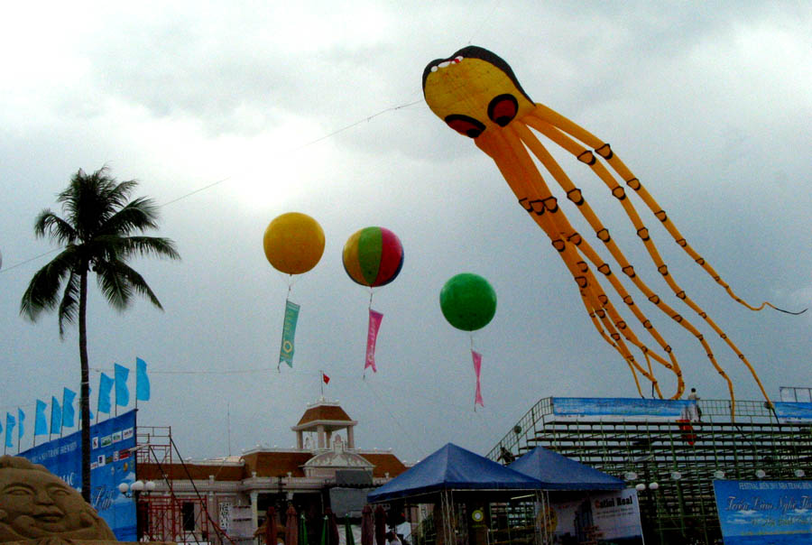 Kite flying contest at main square