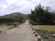 Submersible bridge constructed in Dien Khanh