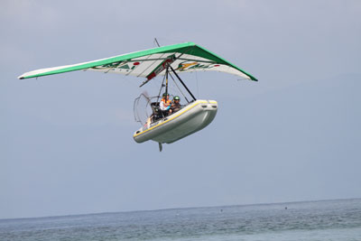 Motorized kite service available on Tam Island