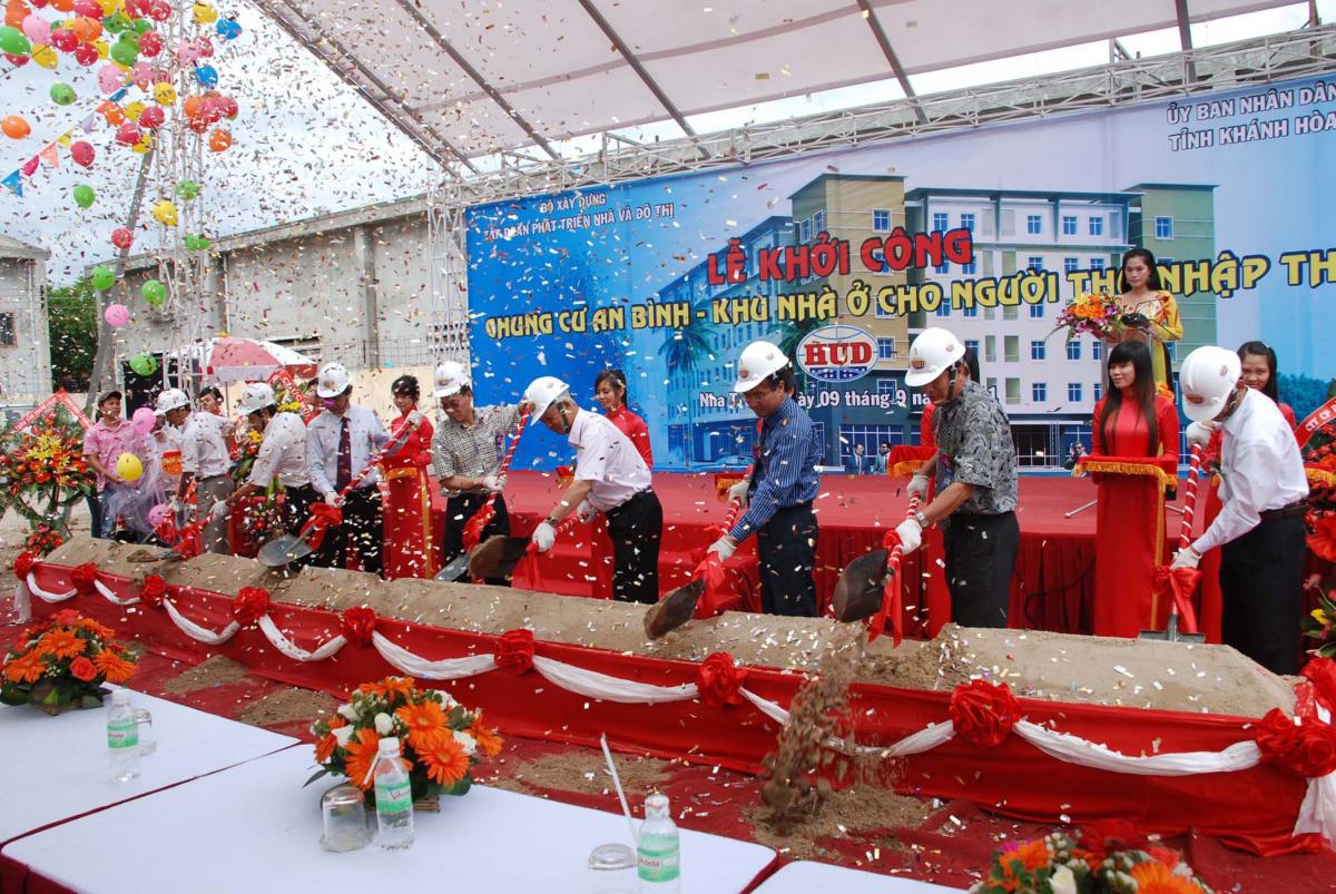 An Binh Apartment Building starts construction