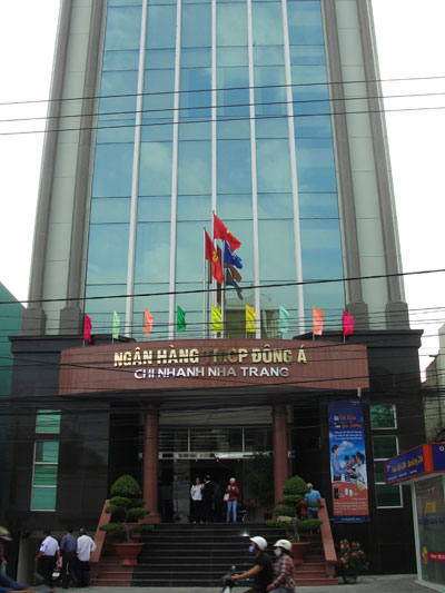 DongA Bank’s Nha Trang branch, 16 years of development