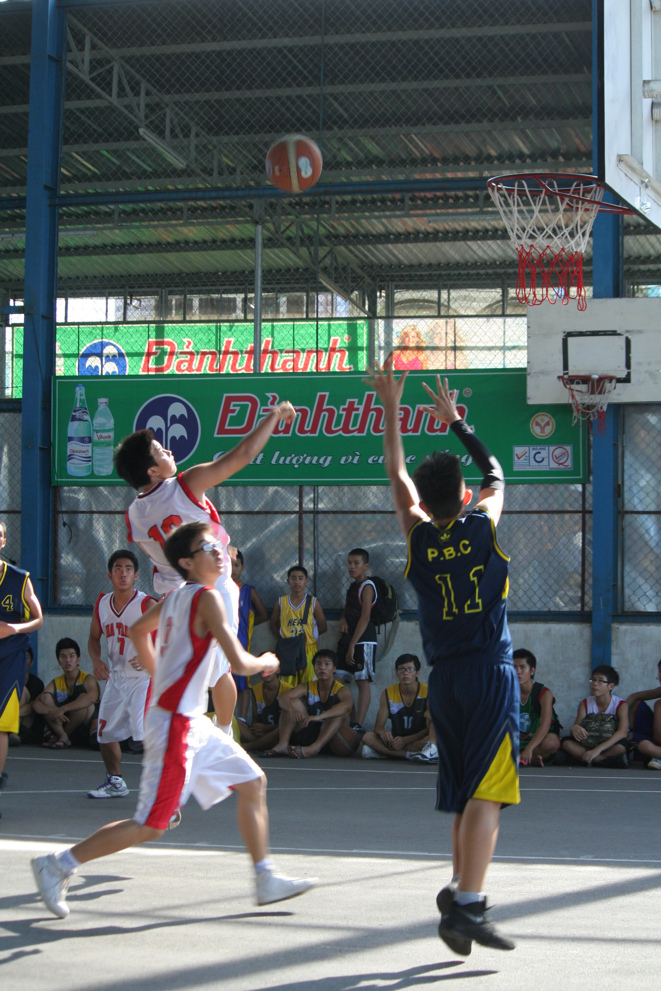 Sports activities socialized considerably