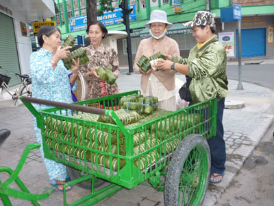 Busy time for chung cake ordering services