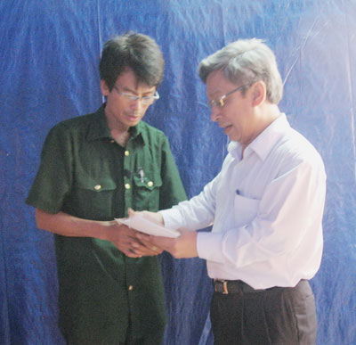 Officials pay courtesy visit to fire victims’ family