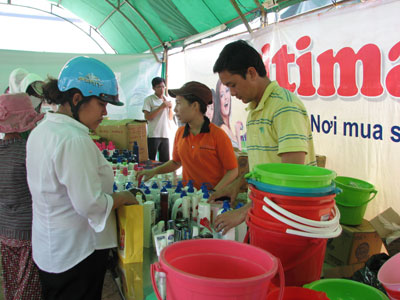 Many big businesses join “Bringing Vietnamese-made goods to rural areas”