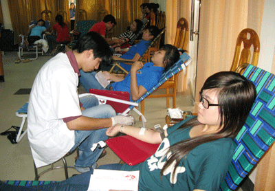 Over 500 students donate blood