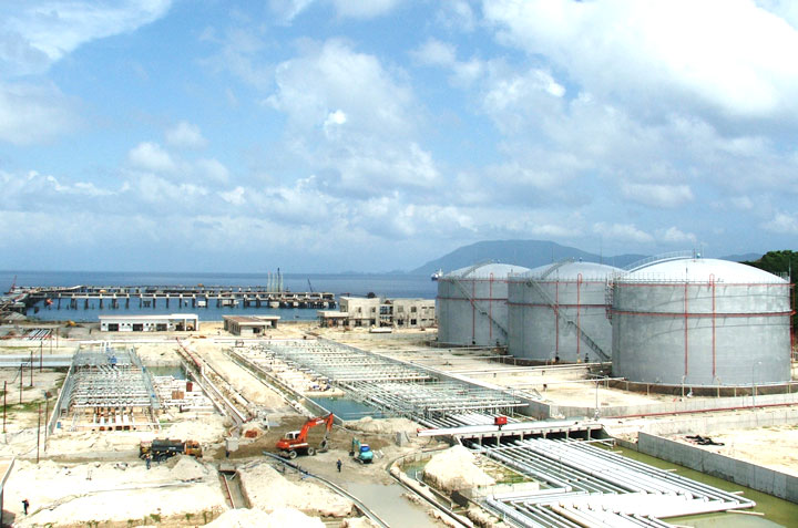 Van Phong Petroleum Warehouse receives 3 tankers