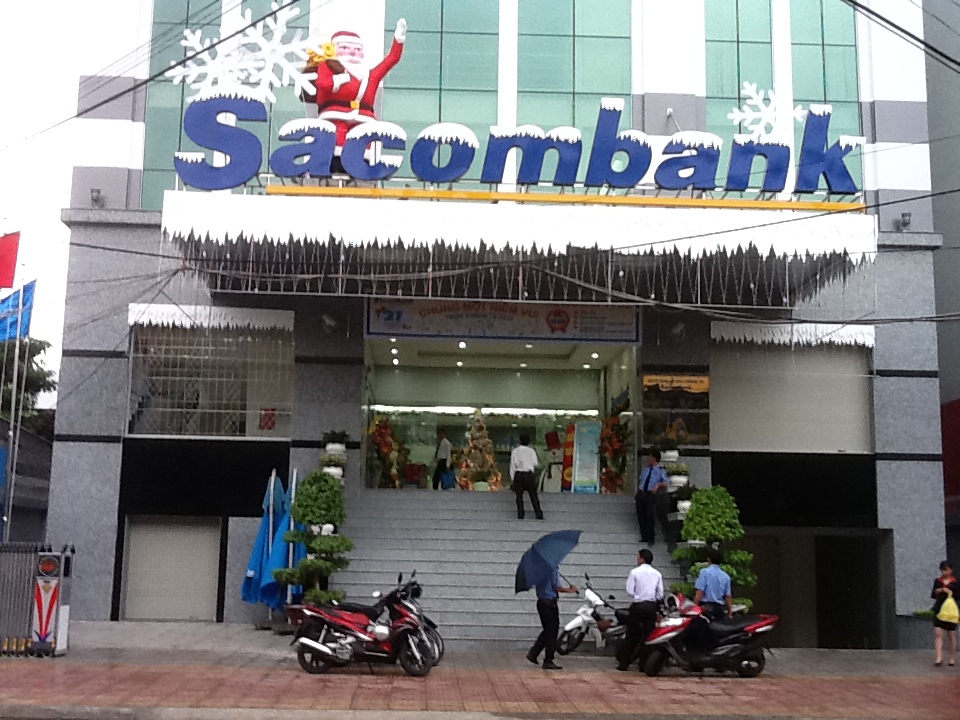 Sacombank Khanh Hoa celebrates 10th anniversary