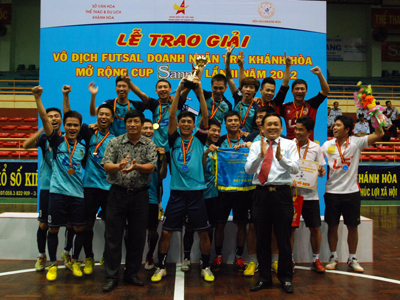 Thai Son Bac wins Khanh Hoa Young Businessmen Open Futsal Championship