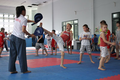 Khanh Hoa Taekwondo Team exchanges with Russian athletes