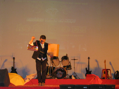 Nha Trang young people with magic