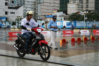 Students’ festival with traffic culture